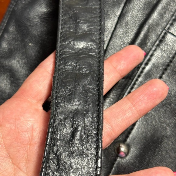 B Makowsky Large Black Leather Shoulder Bag - Picture 12 of 13